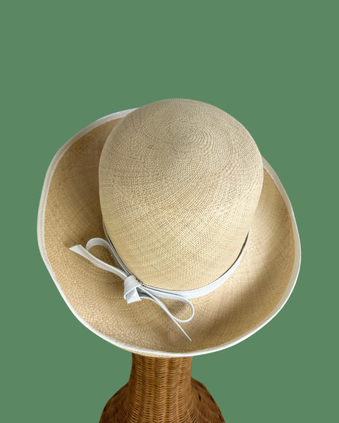 PANAMA 60s Lightweight Handwoven Straw Hat