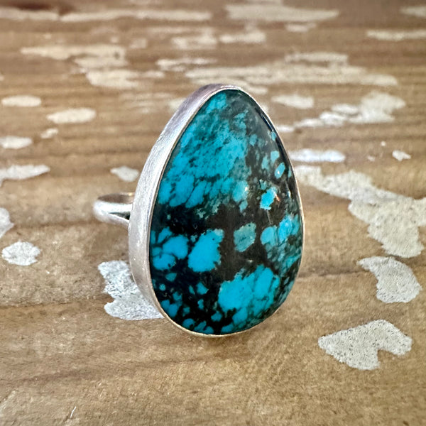 CRIES IN TURQUOISE Large Sterling Silver & Turquoise Ring • Size 6 1/2