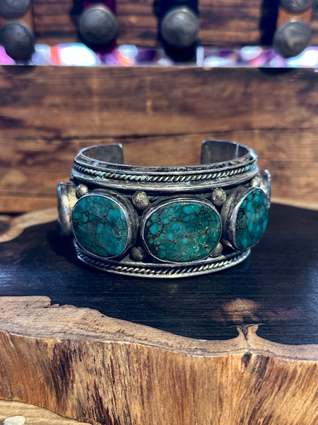 TURQUOISE TIDES Vintage Turquoise and Sterling Silver Cuff • 192g
