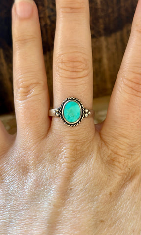 TURQUOISE WONDER Sterling Silver Ring • Size 8 1/2