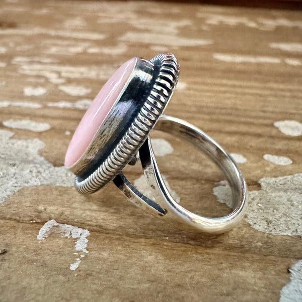 BEACH LOVE Pink Conch Shell and Sterling Silver Oval Ring • Sizes Adjustable