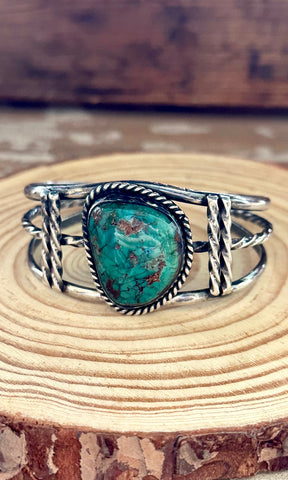 TWIRL TOGETHER Navajo Kingman Turquoise Sterling Silver Cuff 32g