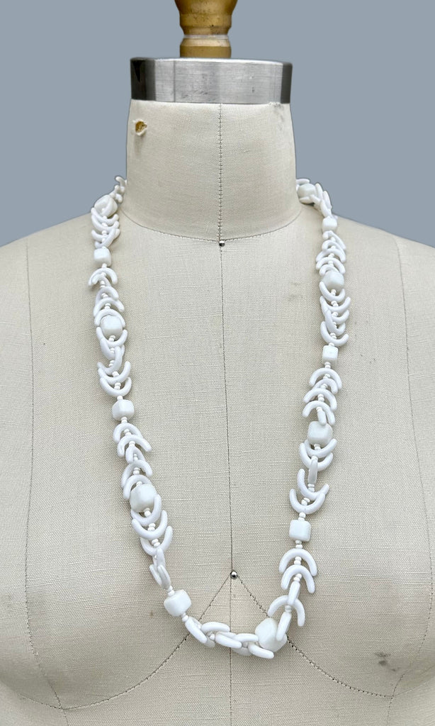 MIRIAM HASKELL Necklace Vintage 70s/80s Jewelry White Resin Beads