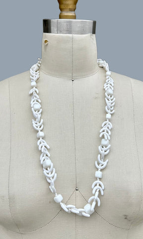 MIRIAM HASKELL Necklace Vintage 70s/80s Jewelry White Resin Beads
