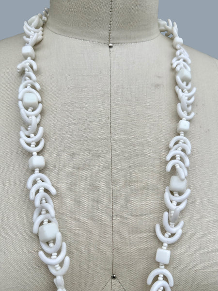 MIRIAM HASKELL Necklace Vintage 70s/80s Jewelry White Resin Beads