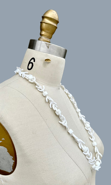 MIRIAM HASKELL Necklace Vintage 70s/80s Jewelry White Resin Beads