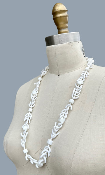 MIRIAM HASKELL Necklace Vintage 70s/80s Jewelry White Resin Beads