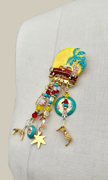 LUNCH At THE RITZ Vintage 80s Enamel Charm Brooch
