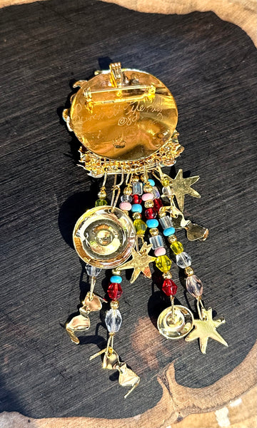 LUNCH At THE RITZ Vintage 80s Enamel Charm Brooch