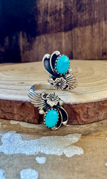 RUNNING BEAR Adjustable Turquoise and Silver Ring • Multiple Sizes