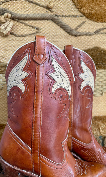 VINTAGE DINGO 1980s Leather Western Boots • Womens 6