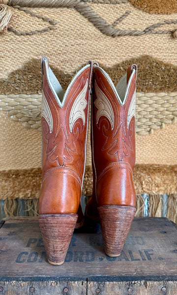 VINTAGE DINGO 1980s Leather Western Boots • Womens 6