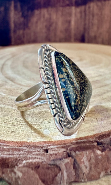 DAVE SKEETS Navajo Spiderweb Turquoise & Sterling Silver Ring • Size 7