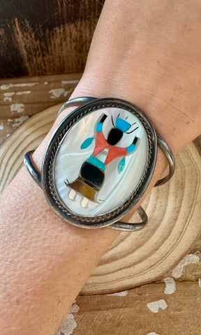 ZUNI DANCER Sterling Silver Cuff • 30g