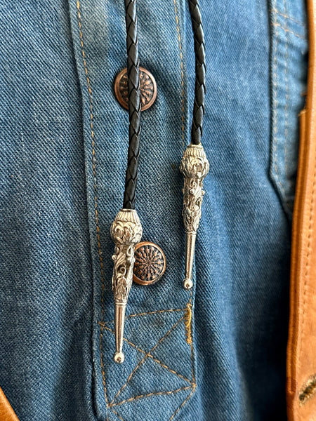 ROAD RUNNER Vintage Sterling Silver & Turquoise Bolo Tie w/ Leather Cord