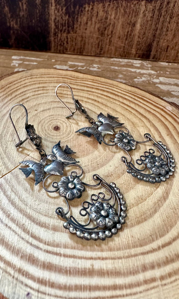 DOVES IN LOVE Mexican Sterling Silver Dangle Earrings