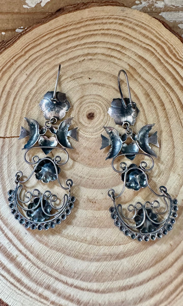 DOVES IN LOVE Mexican Sterling Silver Dangle Earrings