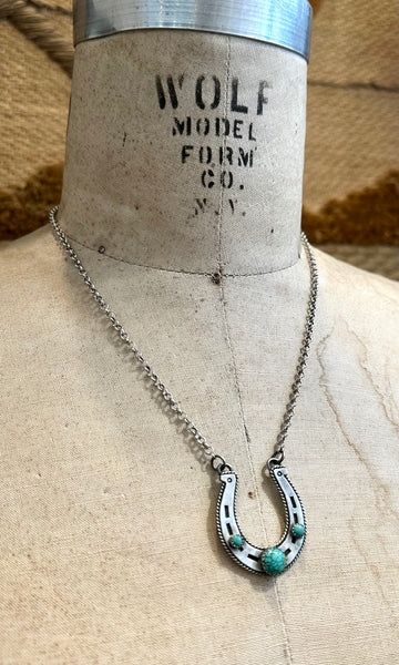 NAVAJO Silver & Triple Turquoise Horseshoe Necklace