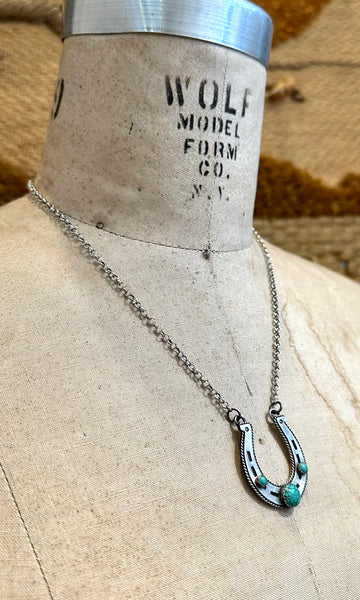 NAVAJO Silver & Triple Turquoise Horseshoe Necklace