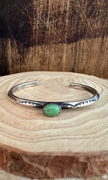 DAINTY GREEN TURQUOISE Bracelet 16g