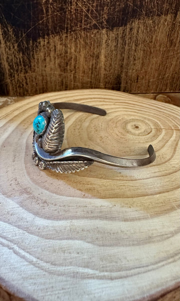 LEAFY APPLIQUE CUFF Navajo Turquoise Sterling Silver Cuff 16g