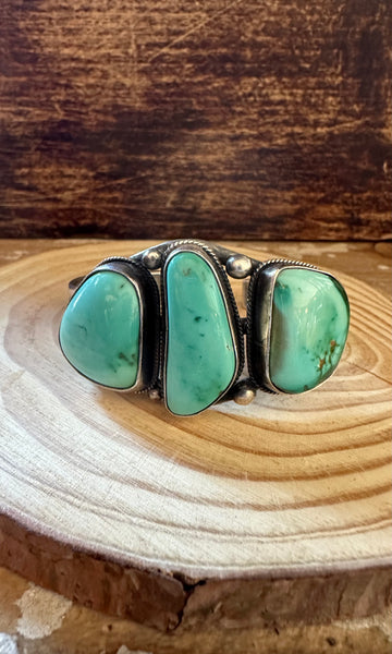 VIVIAN BARBONE TURQUOISE Cuff 36g