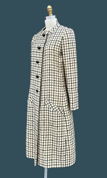 GALANOS WINDOWPANE WOOL Vintage 60s Coat • Sm. to Med.