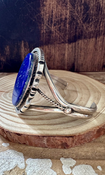 LOVELY LAPIS LAZULI Cuff 52g