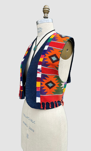 SACO BANANAS by Aria 90s Southwestern Weave Vest • Med/Lg
