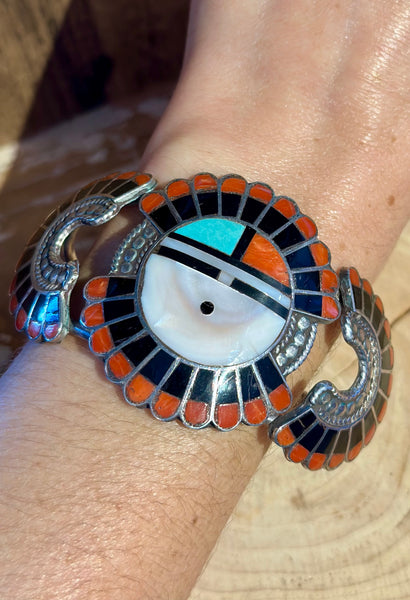 ROGER & LELA CELLICION Vintage Zuni Sun Face Cuff