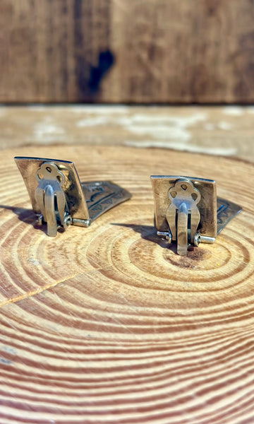 NAVAJO VINTAGE Clip On Sterling Silver Earrings