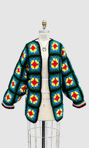 GRANNY SQUARE Vintage 70s Crochet Knit Sweater • Med. to Lg.