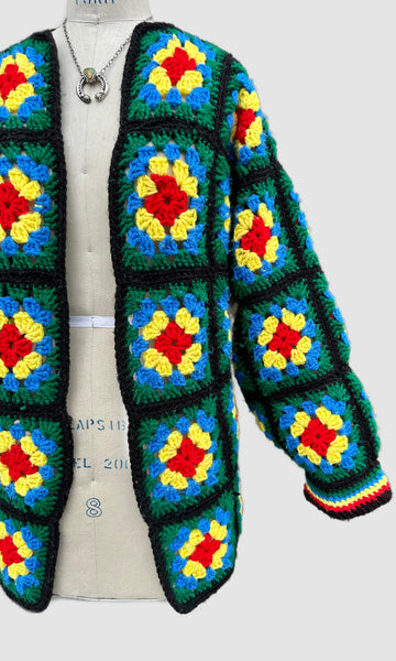 GRANNY SQUARE Vintage 70s Crochet Knit Sweater • Med. to Lg.