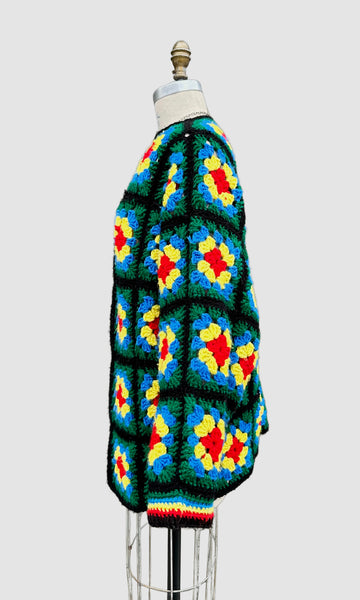GRANNY SQUARE Vintage 70s Crochet Knit Sweater • Med. to Lg.