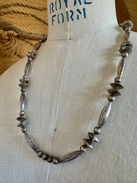 NAVAJO VINTAGE SILVER Necklace