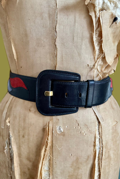 ESCADA LEATHER Vintage Black Belt • Small