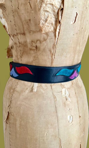 ESCADA LEATHER Vintage Black Belt • Small