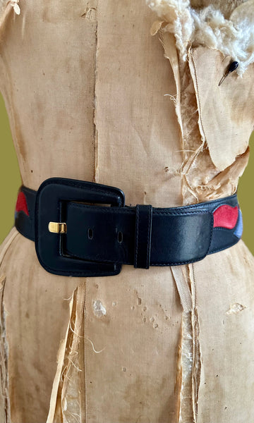 ESCADA LEATHER Vintage Black Belt • Small