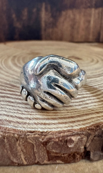SILVER HAND SHAKE Sterling Ring • Size 7 1/4