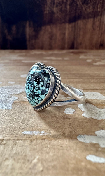 ADJUSTABLE TURQUOISE HEART Ring • Adjustable