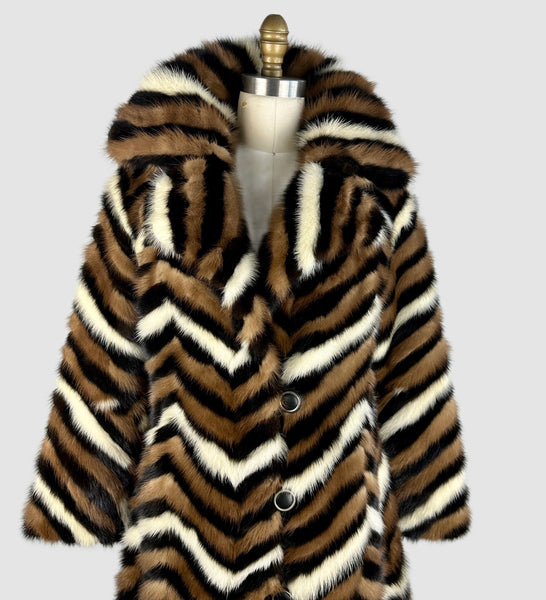 PATTERN PLAY 70s Chevron Pattern Patchwork  Mink Coat • Small