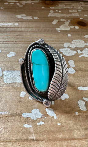 TWISTED FEATHER Silver & Turquoise Ring • Size 7 1/4