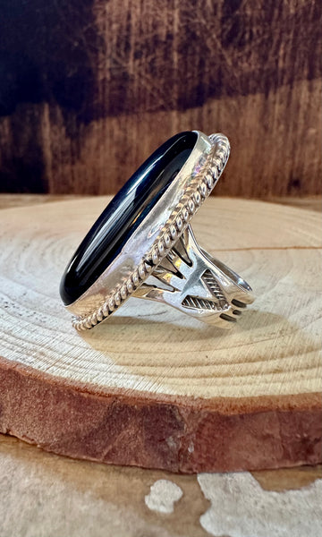 BLACK ONYX BEAUTY Silver Ring • Size 8