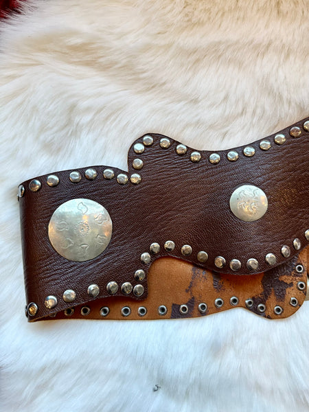 MOROCCAN BELT Scalloped Thick Brown Leather Belt, Silver-Toned Metal Hammered Disks