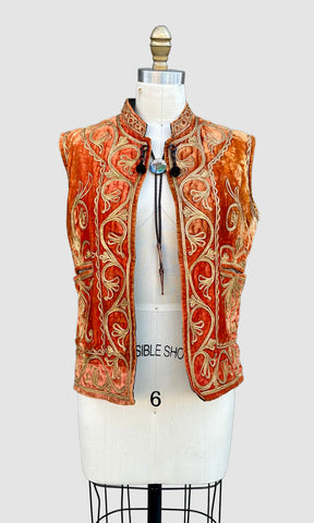 VINTAGE AFGHAN Embroidered 40s/50s Vest • Medium