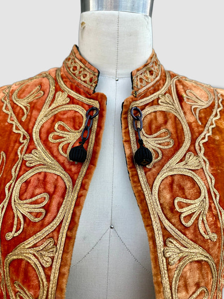 VINTAGE AFGHAN Embroidered 40s/50s Vest • Medium