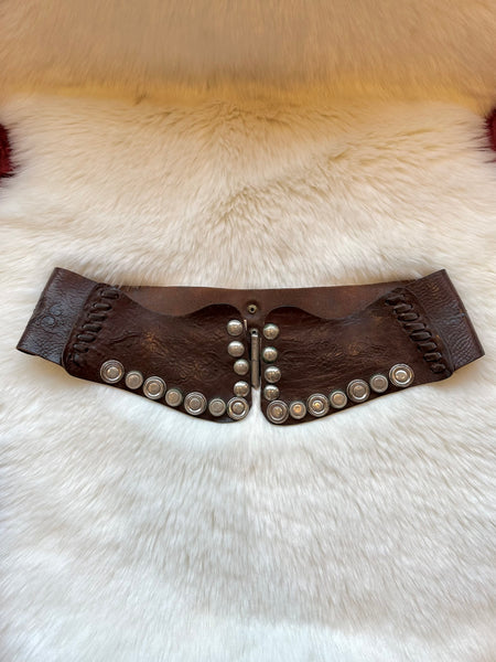 STUDDED STARS Vintage 60s/70s Thick Brown Leather Kidney Belt