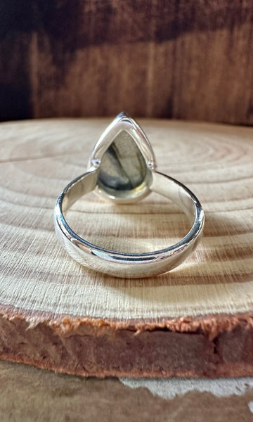 SPACED OUT TEARDROP LABRADORITE Sterling Silver Ring • Size 8