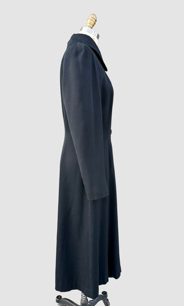 A WILSHIRE CLASSIC Vintage 40s Gabardine Coat • Small to Med.