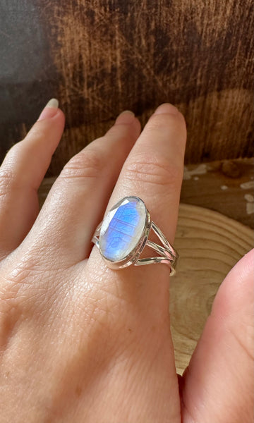 NARIA MOONSTONE Sterling Silver Ring • Size 11